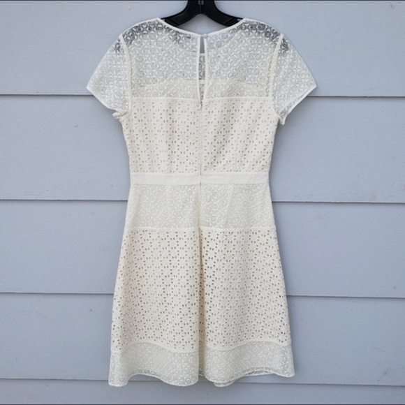 Banana Republic White Lace Dress - Picture 6 of 6